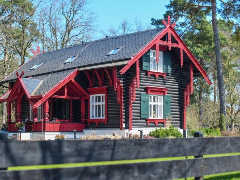 Das Maxim-Gorki-Haus wurde 1920 von dem Bankier Landsberg als „Villa Putti” (Spitzname der Tochter) im skandinavischen Baustil errichtet. Doch Gorki ist in diesem Haus wohl nie gewesen. Foto: Patrick Pleul
