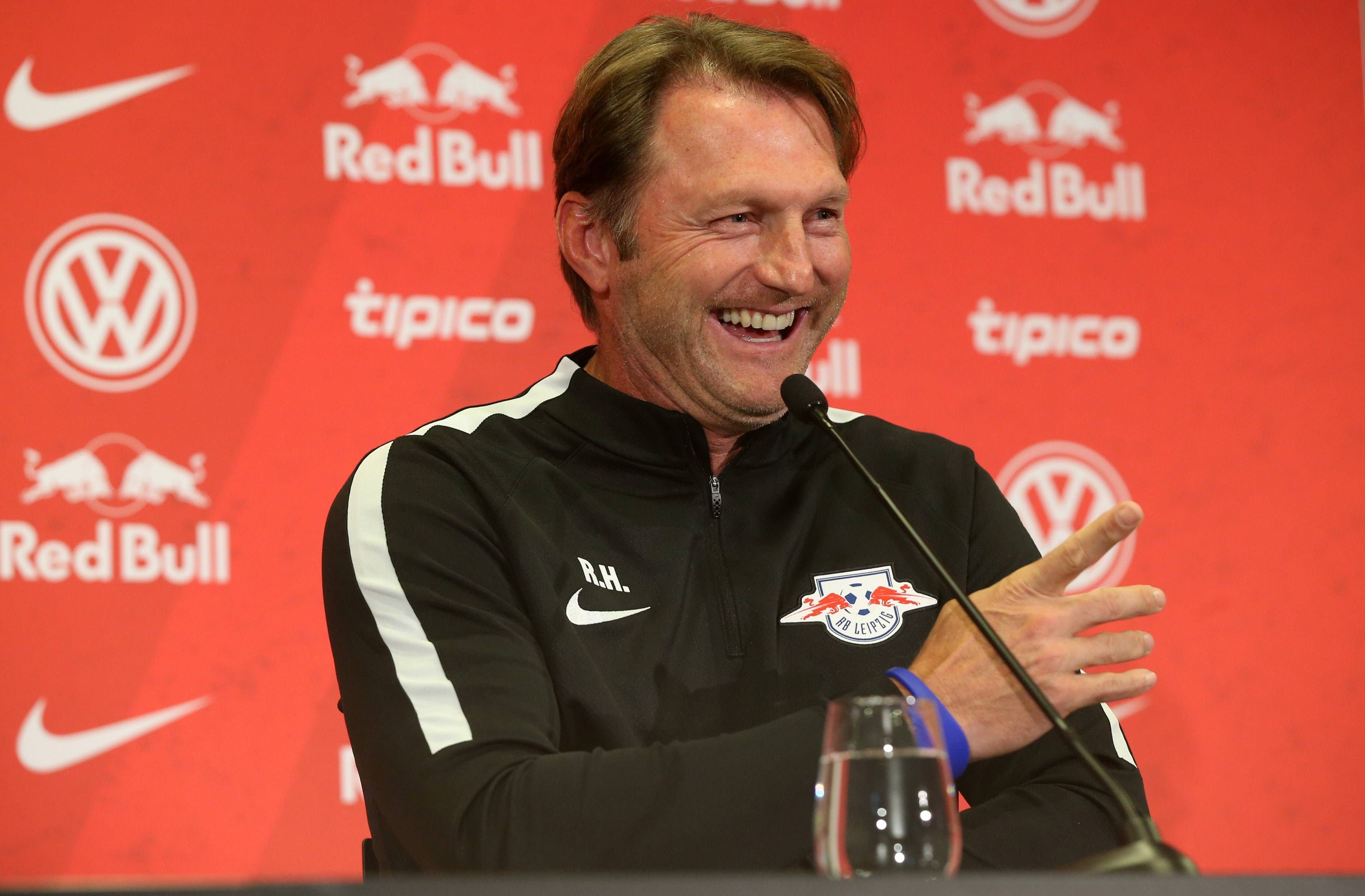 RB-Cheftrainer Ralph Hasenhüttl bei der Pressekonferenz