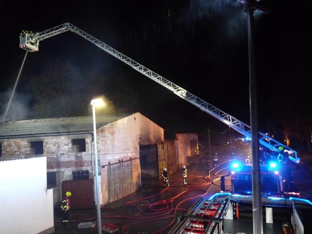 In Sittendorf ist es am späten Sonntagabend zu einem Brand in einer Scheune gekommen.