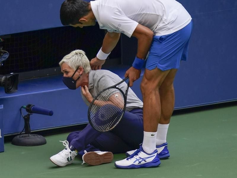 Katapultierte sich bei den US Open selber ins Aus: Novak Djokovic. Foto: Seth Wenig/AP/dpa