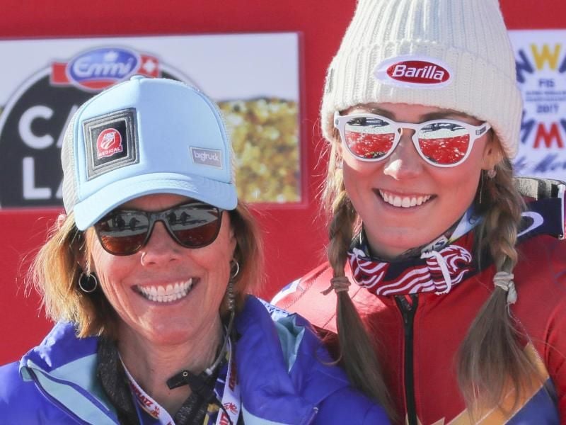 Ein gutes Team: Mikaela Shiffrin (r) und ihre Mutter Eileen. Foto: Michael Kappeler