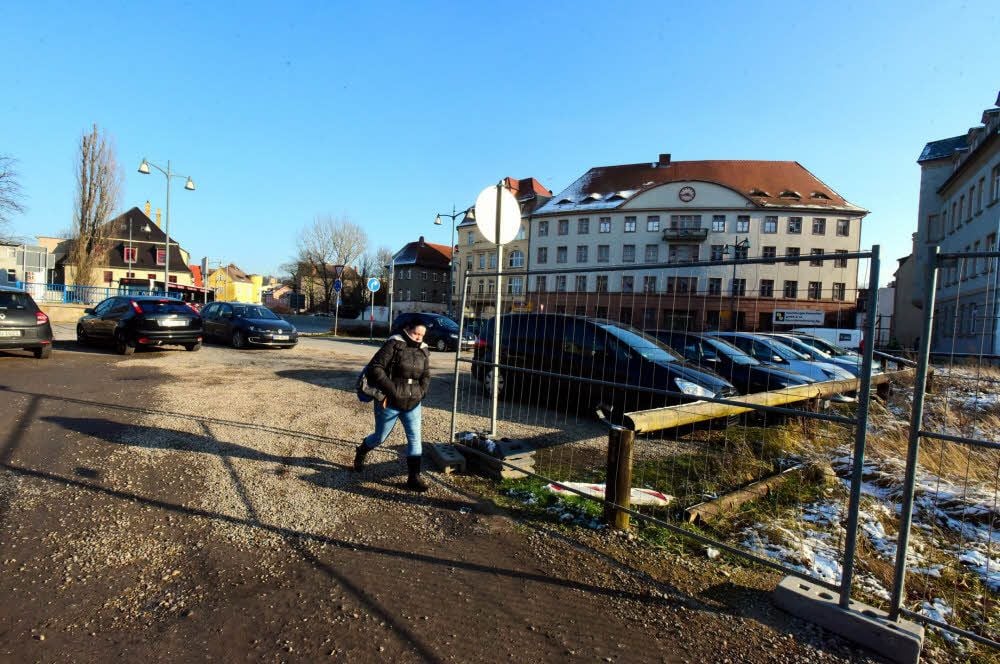 Am Niemöllerplatz wird ein Klimaparkplatz mit 84 Stellplätzen entstehen. Auch Ladestationen für Elektroautos sind geplant.