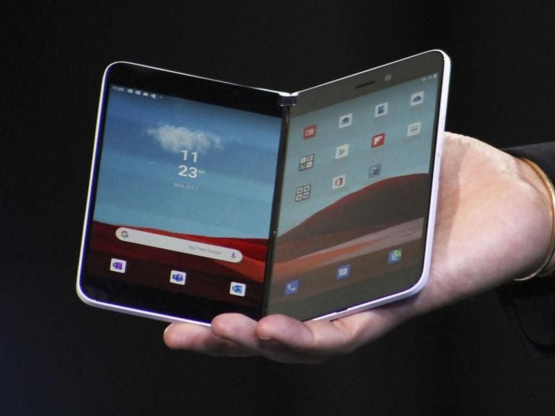 Microsofts Klapp-Smartphone „Surface Duo” kann nun in den USA vorbestellt werden. Ob und wann das Gerät außerhalb der USA angeboten wird, ist bisher unklar. Foto: kyodo/dpa/Archiv