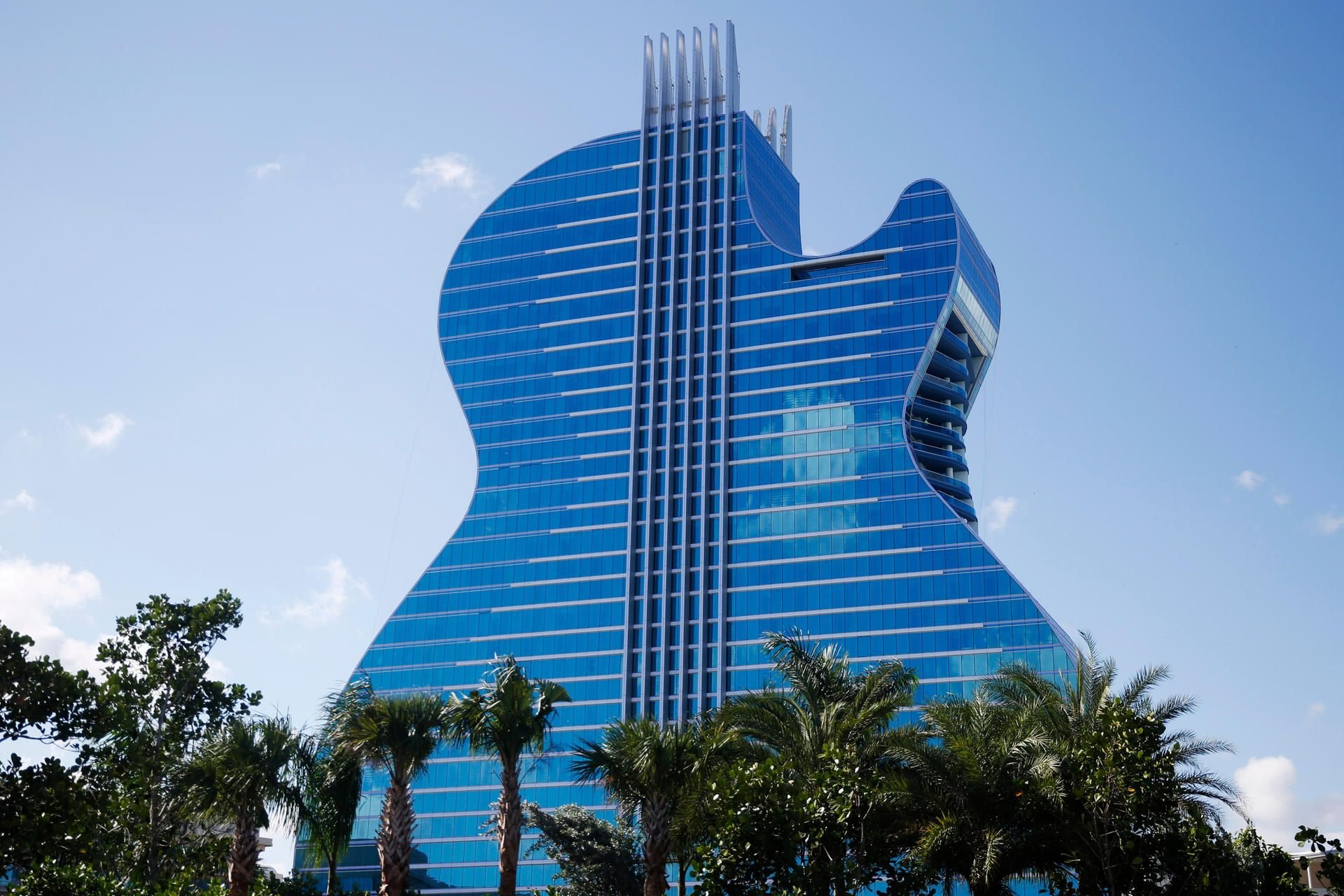 Das Gebäude stellt auf einer Casino-Etage 7000 Plätze und mehr als 3000 Spielautomaten und Spieltischen sowie 1200 Hotelzimmer bereit.