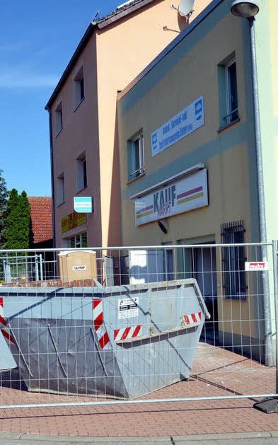 Das Vereinsgebäude in der Mittelstraße 1 von Elster wird wieder in Ordnung gebracht.