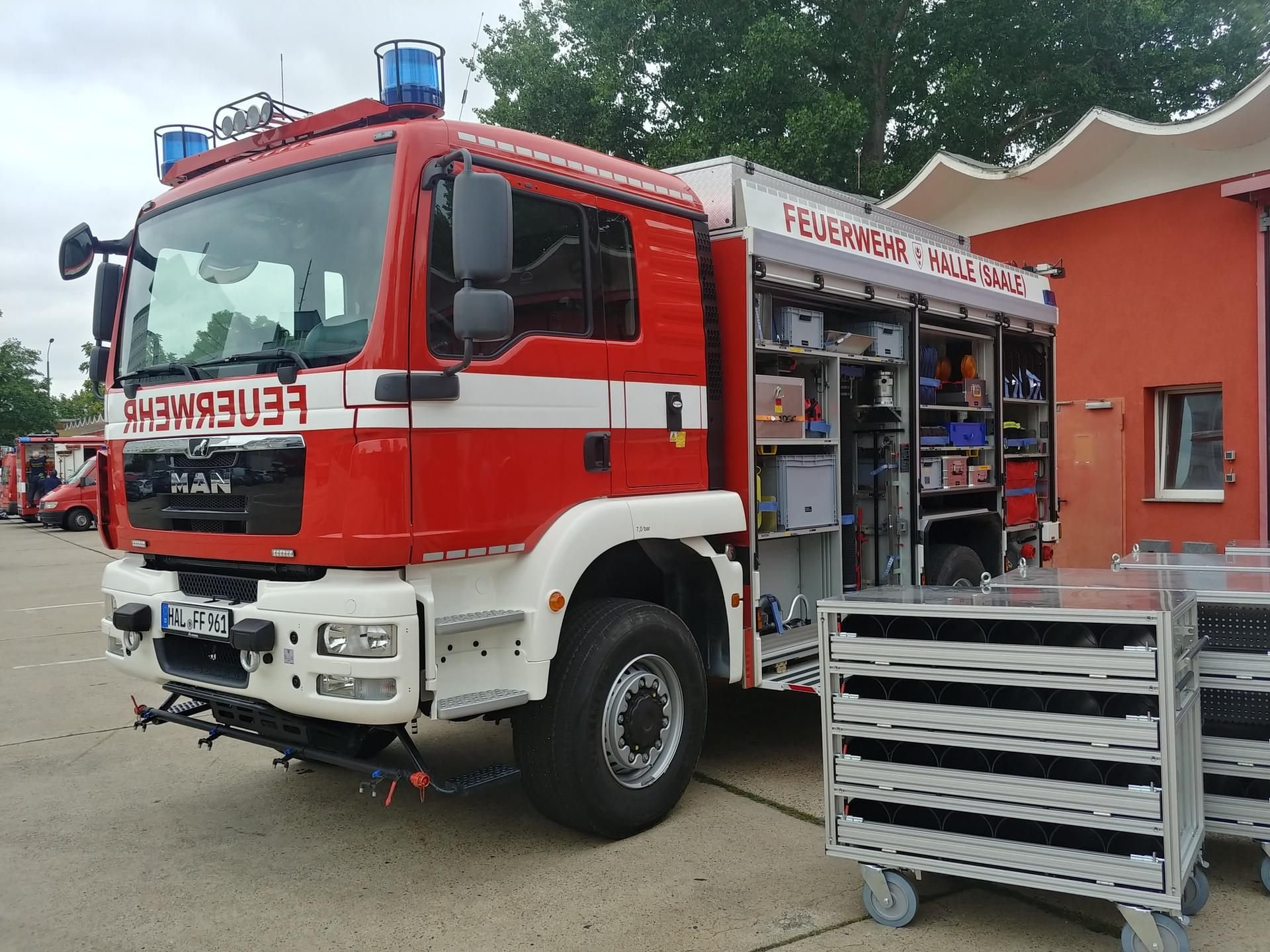 „Tanklöschfahrzeug 4000“ – geht an die Freiwillige Feuerwehr Dölau.