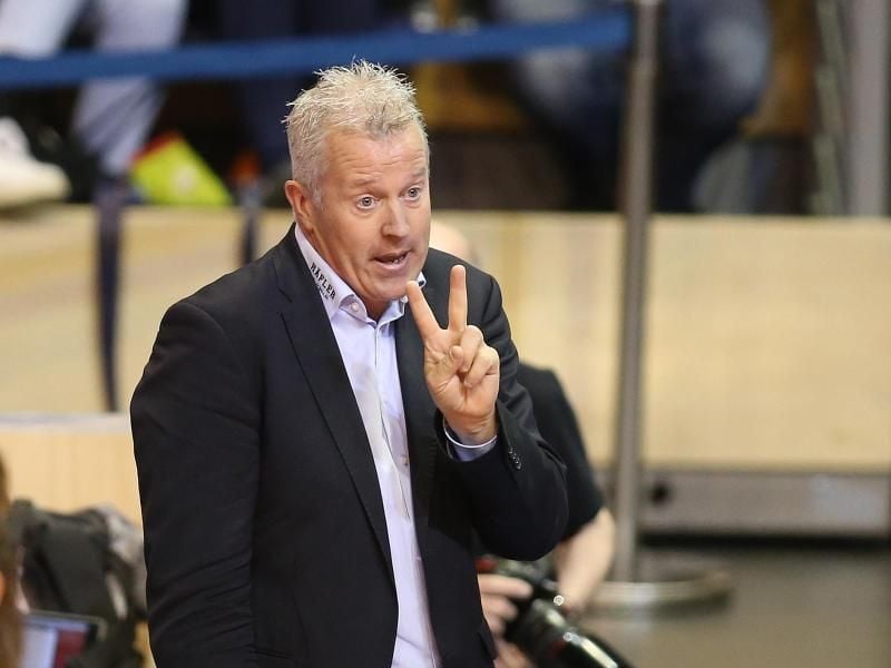 Will mit dem VfB Friedrichshafen unbedingt die Meisterschaft gewinnen: Trainer Vital Heynen. Foto: Andreas Gora