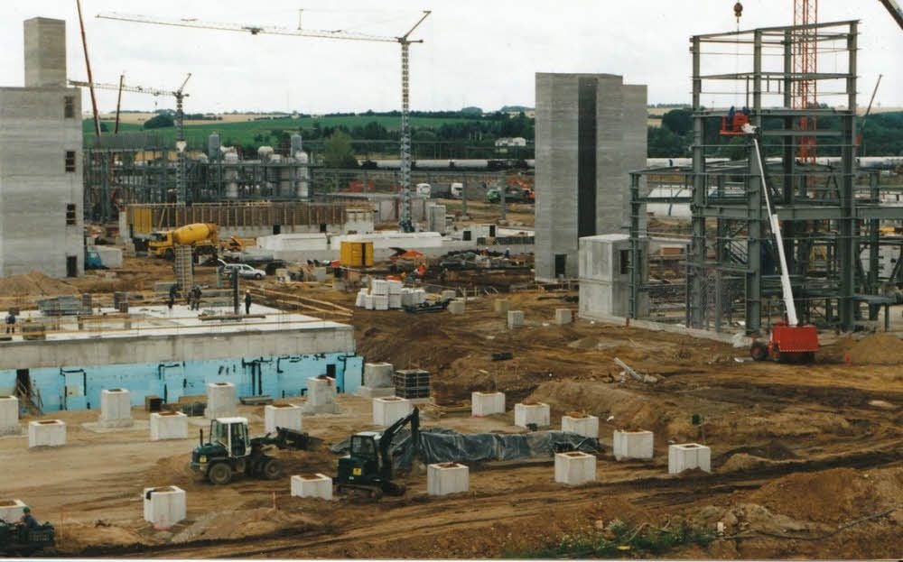 Ein Blick auf die Baustelle im Jahr 2000.
