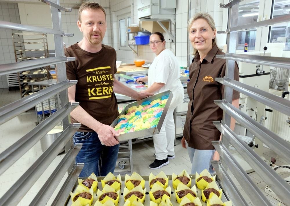 Annett und Heiko Schröder führen die gleichnamige Landbäckerei in Großtreben in vierter Generation weiter.