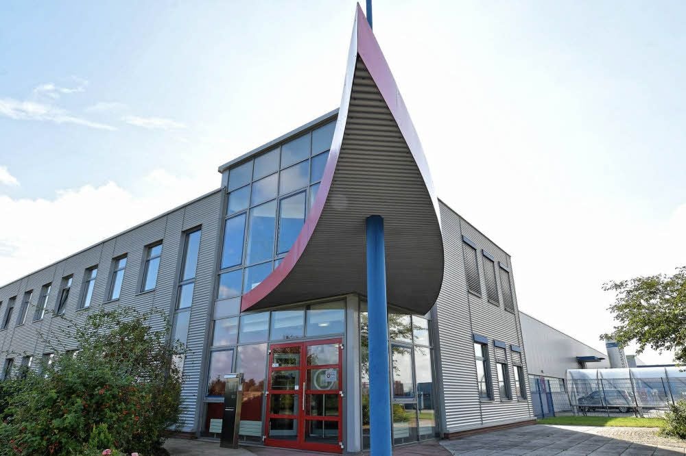 Die Firma am Flugplatz
