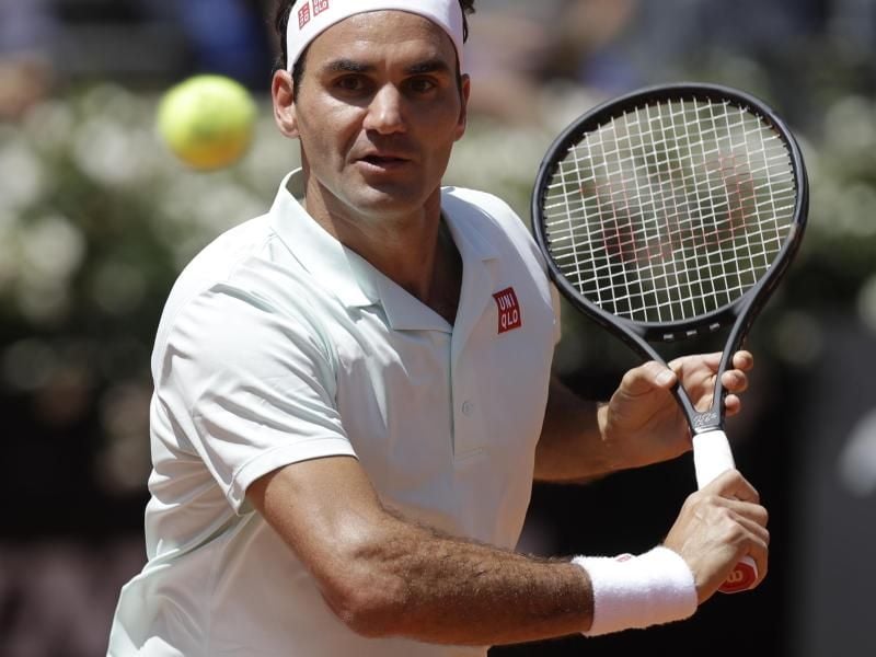 Roger Federer hat vor dem Viertelfinale gegen Tsitsipas aufgeben müssen. Foto: Gregorio Borgia/AP