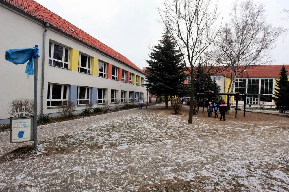 Die Herder-Schule ist eine von drei Grundschulen in der Weißenfelser Kernstadt. Ab Sommer soll sie nun saniert werden.
