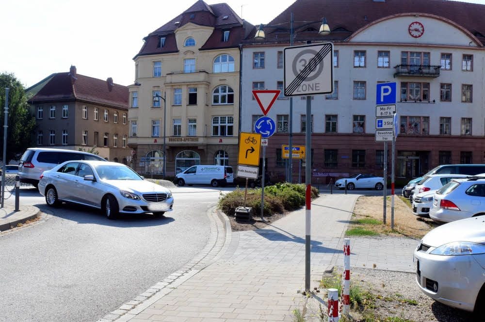 Am Kreisel am Niemöllerplatz entsteht ein Klimaparkplatz.