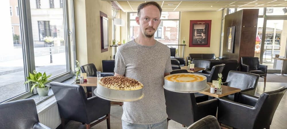 Andy Straube war im Café „Bittersuess“ bestens auf einen Ansturm vorbereitet - nur die Gäste hielten sich merklich zurück.