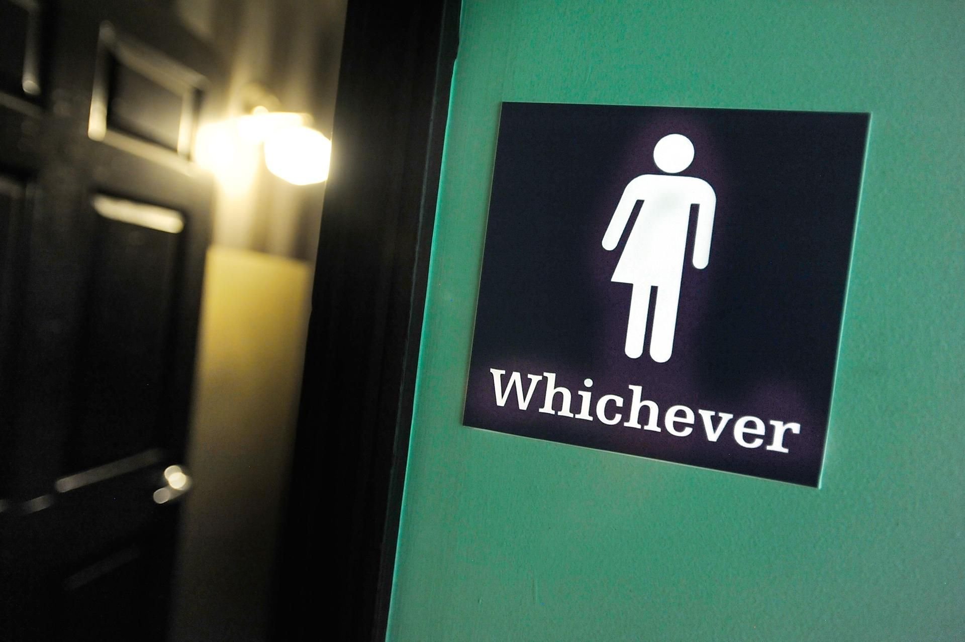 Genderneutrales Toilettenschild: "Welches auch immer."