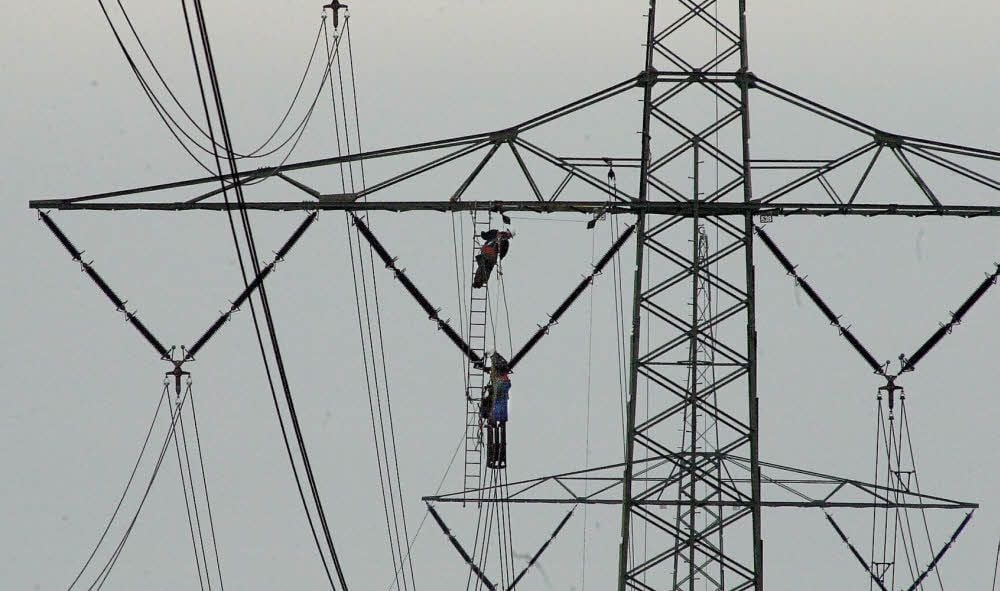 Für den Suedostlink müssten etwa 70 Meter hohe Masten aufgestellt werden.