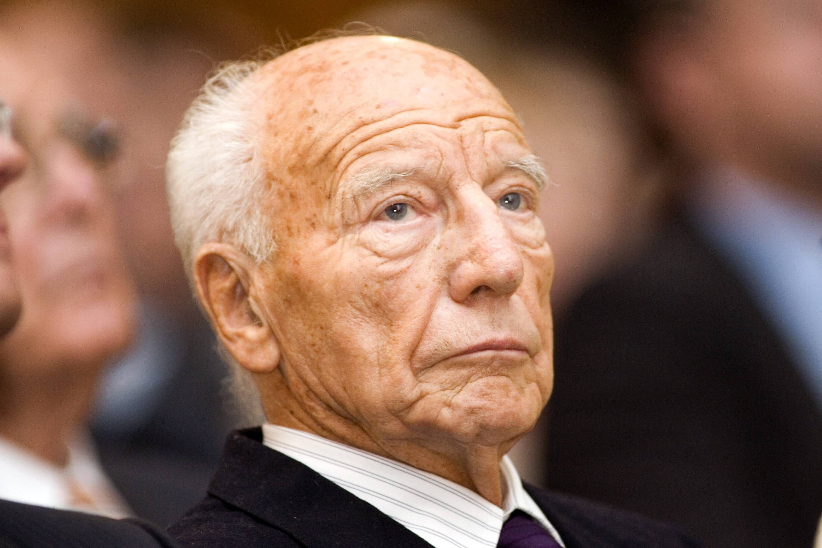 Walter Scheel (GER/FDP) anlässlich seiner Ehrung für 60 Jahre FDP-Mitgliedschaft in Köln. (2006)