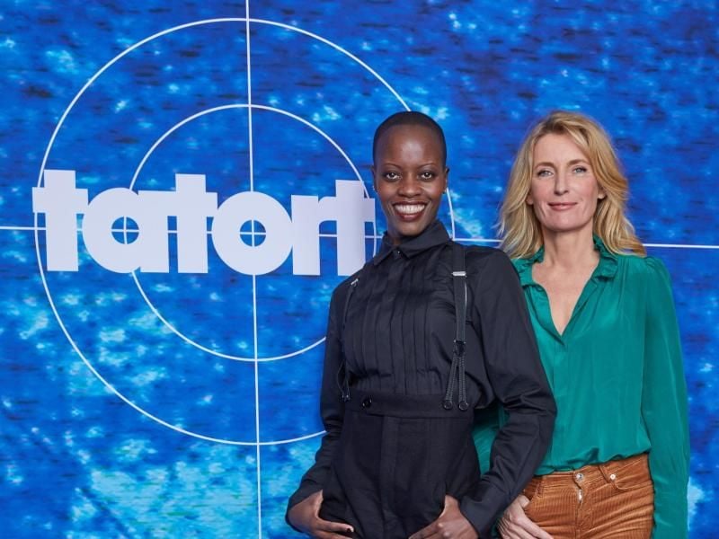 Ermitteln gemeinsam in Göttingen als „Tatort”-Kommissarinnen: Maria Furtwängler (r) und Florence Kasumba. Foto: Georg Wendt