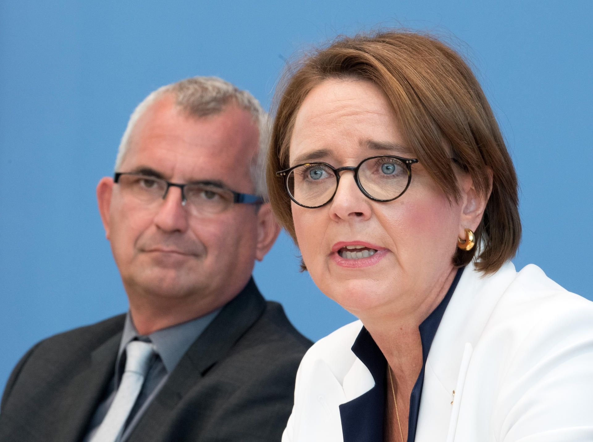 Staatsministerin Annette Widmann-Mauz (CDU), Beauftragte der Bundesregierung für Migration, Flüchtlinge und Integration.