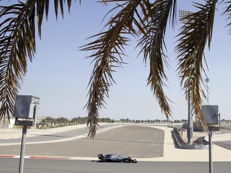 Zwei der letzten drei Formel-1-Rennen der Saison 2020 finden in Bahrain statt. Foto: Luca Bruno/AP/dpa