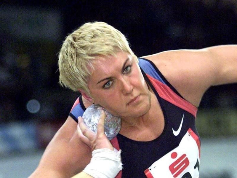 Sorgt sich um ihre Sportart: Kugelstoß-Olympiasiegerin Astrid Kumbernuss. Foto: Uli Deck/dpa