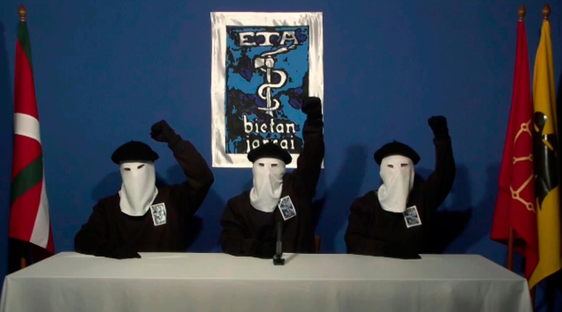 Nach Jahrzehnten des bewaffneten Kampfes, löst sich die ETA auf