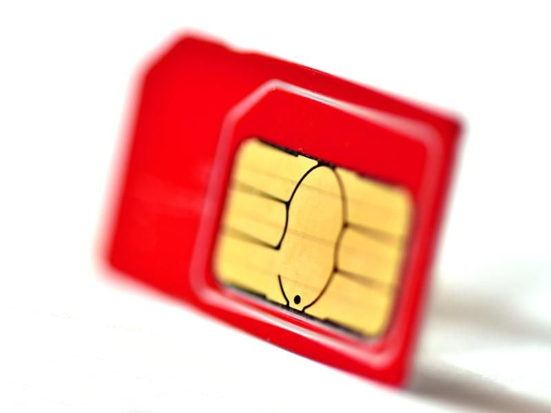Käufer müssen ab Juli beim Kauf einer Prepaid-Karte ihren Ausweis hinterlegen. Foto: Ralf Hirschberger