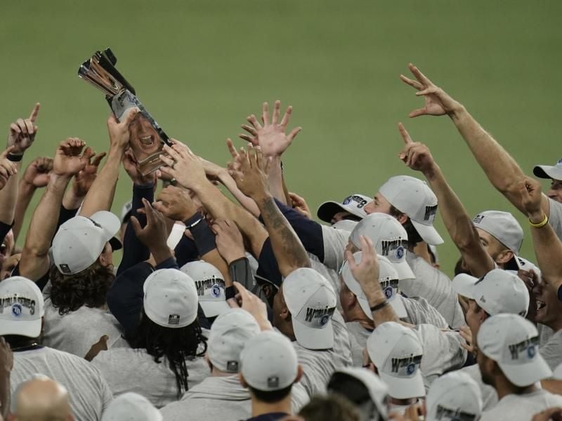 Die Tampa Bay Rays feiern den Gewinn der American League. Foto: Gregory Bull/AP/dpa