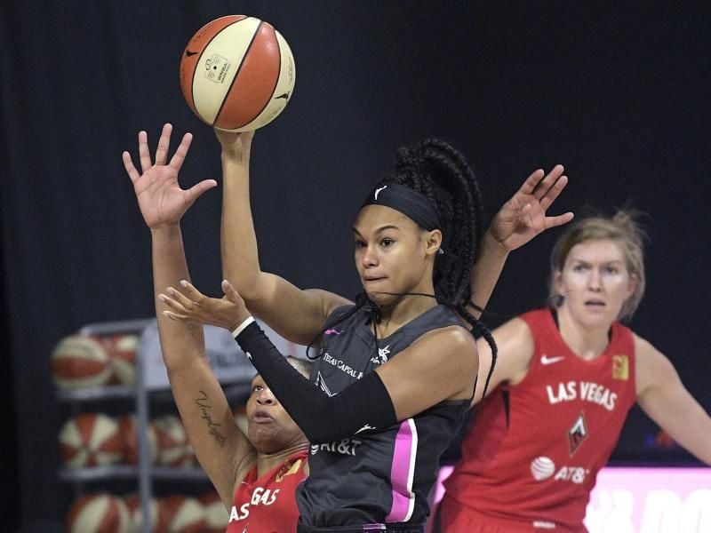 Satou Sabally von den Dallas Wings in Aktion. Foto: Phelan M. Ebenhack/AP/dpa