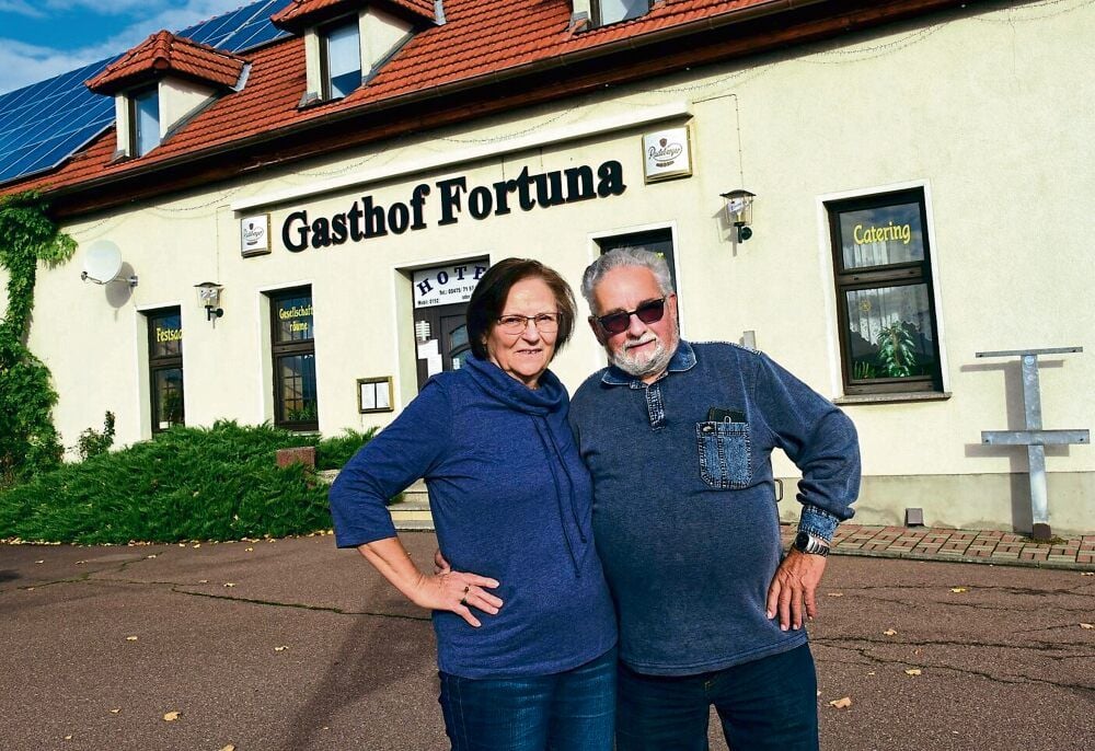 Inge und Klaus Vandrey betreiben seit 30 Jahren den Gasthof „Fortuna“ an der B80 in Lüttchendorf.