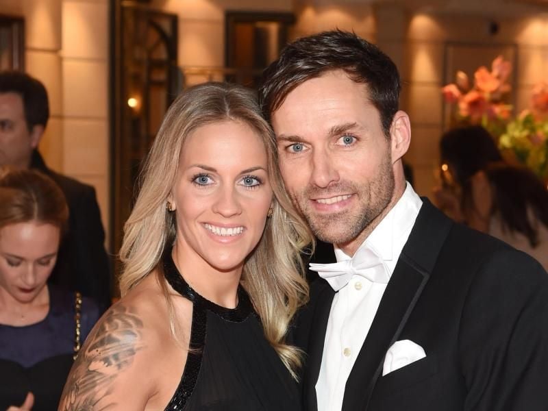 Der ehemalige Skispringer Sven Hannawald und die Fußballerin Melissa Thiem haben den Ehebund geschlossen. Foto: Tobias Hase