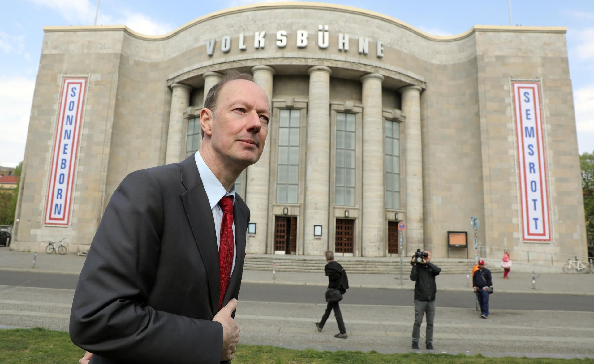 Zufrieden mit den Wahlergebnissen: „Die Partei“-Chef Martin Sonneborn