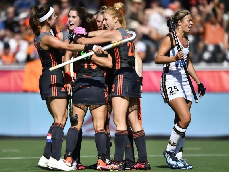 Die deutschen Hockey-Damen haben das EM-Finale gegen die Niederlande mit 0:2 verloren. Foto: Dirk Waem
