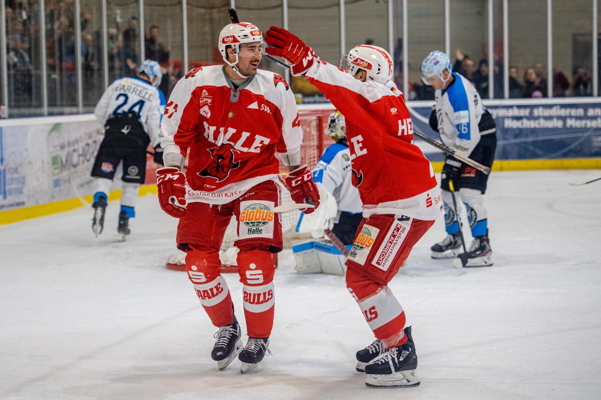 Nick Miglio traf doppelt für die Saale Bulls beim Derby-Sieg gegen Leipzig.