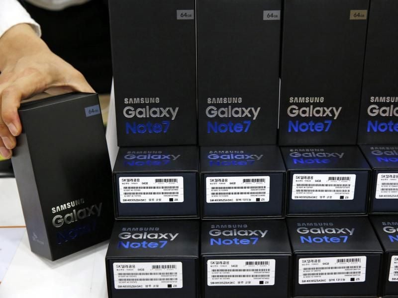 Offenbar sind auch Geräte, die Samsung als Ersatz anbietet, nicht sicher. Foto: Jeon Heon-Kyun