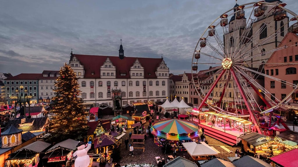 Weihnachtsmarkt in Wittenberg Weihnachtsmarkt in Wittenberg Das Fest dauert länger
