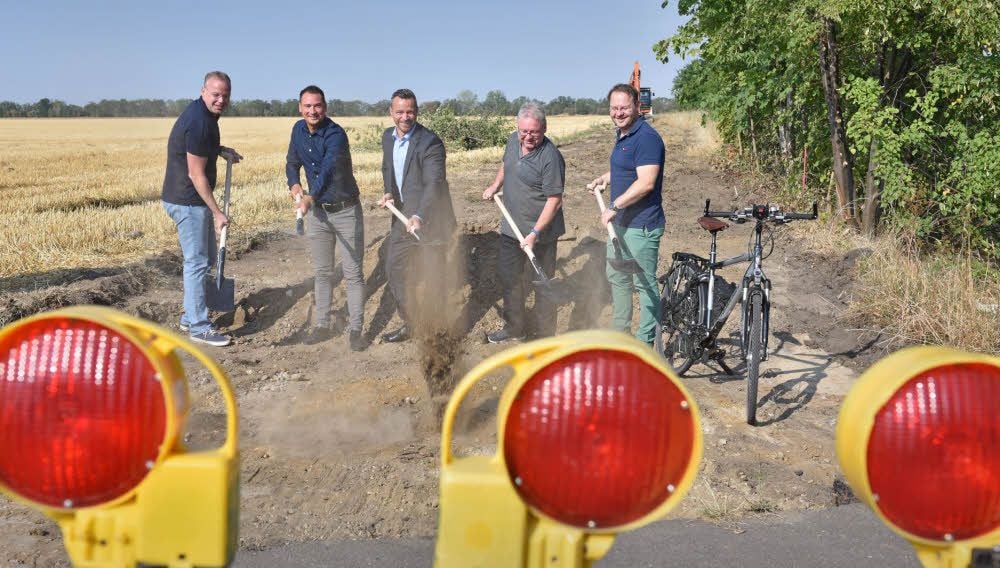 Baustart in Zscherndorf Baustart in Zscherndorf Erster Spatenstich