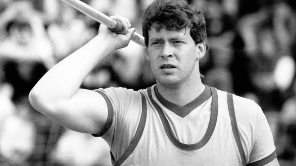 Der ewige DDRWeltrekordler Uwe Hohn Der DDRSportler und sein