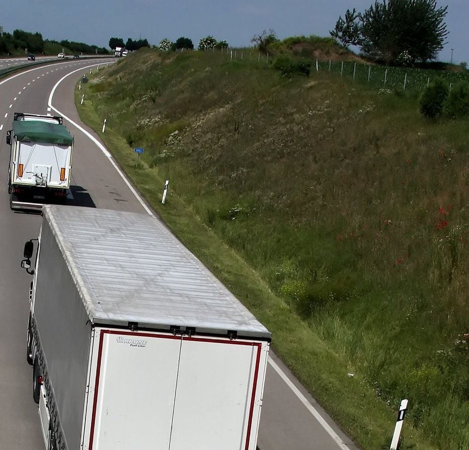 Entlang der A 38 zwischen Einsdorf und Niederröblingen sollen Photovoltaikanlagen aufgestellt werden