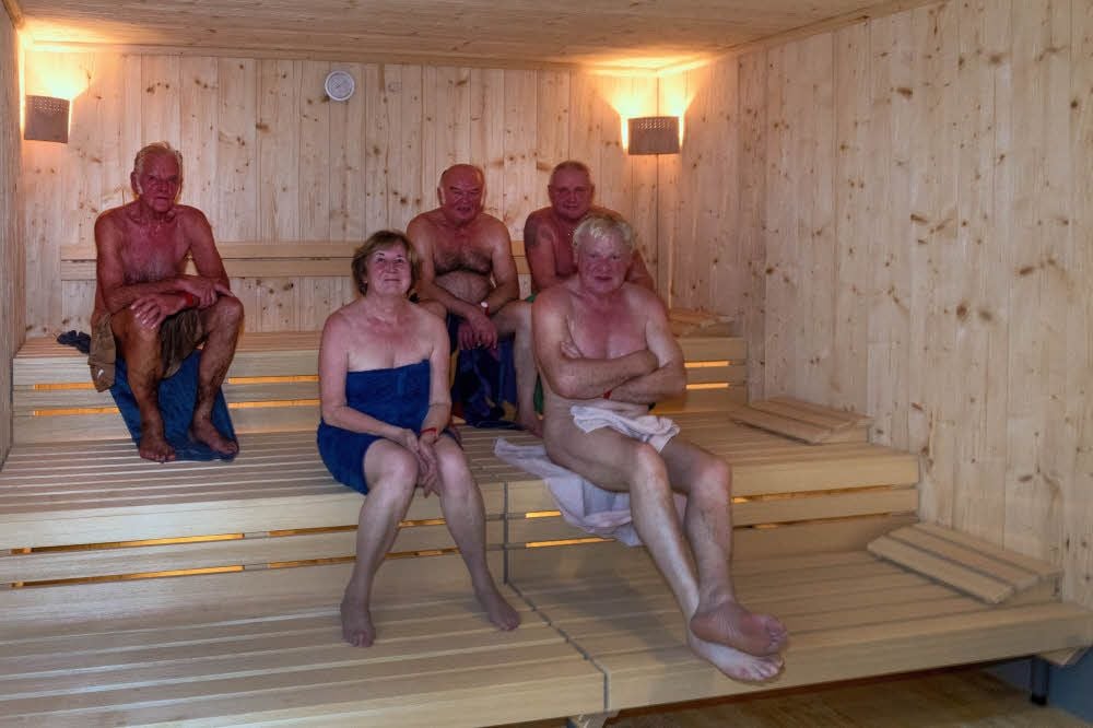 Während es für Frauen dienstags eine eigene Sauna gibt, können Männer nur in die gemischte. Die Nachfrage für ein Herrenangebot war zu klein.
