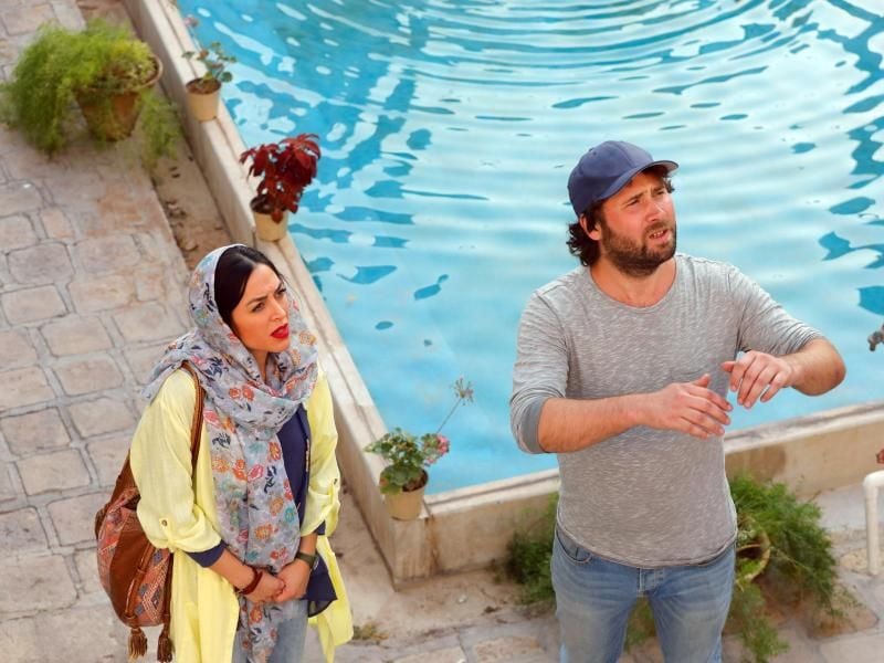 Der Regisseur Florian Baxmeyer und die Schauspielerin Mona Pirzad (Shirin) beim Dreh im Iran. Foto: Farshid-Motahari Bina