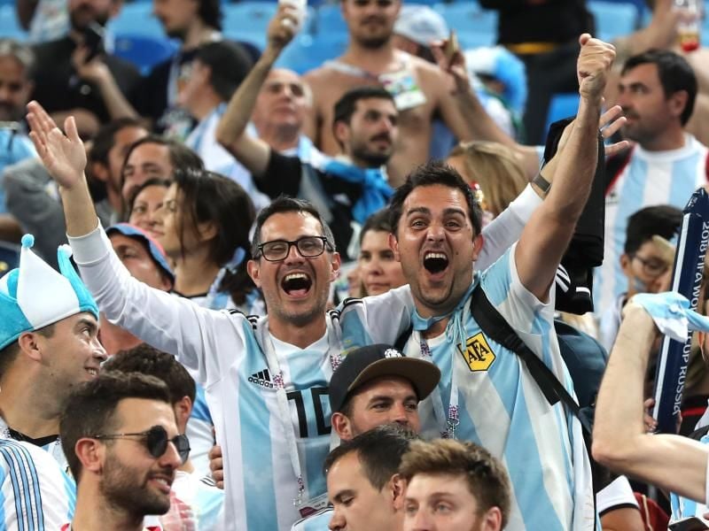 Die Argentinien-Fans waren nach dem Sieg gegen Nigeria völlig aus dem Häuschen. Foto: Yang Lei/xinhua