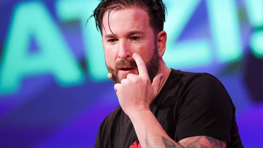 Schlagersänger Michael Wendler fiel offensichtlich auf Satire-Magazin herein.