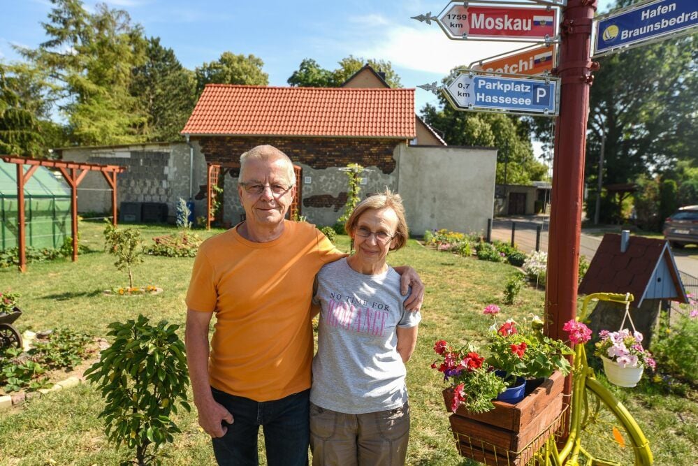 Irina Neufeld und Harald Günther haben in Roßbach ihren Traum von einem Garten verwirklicht.