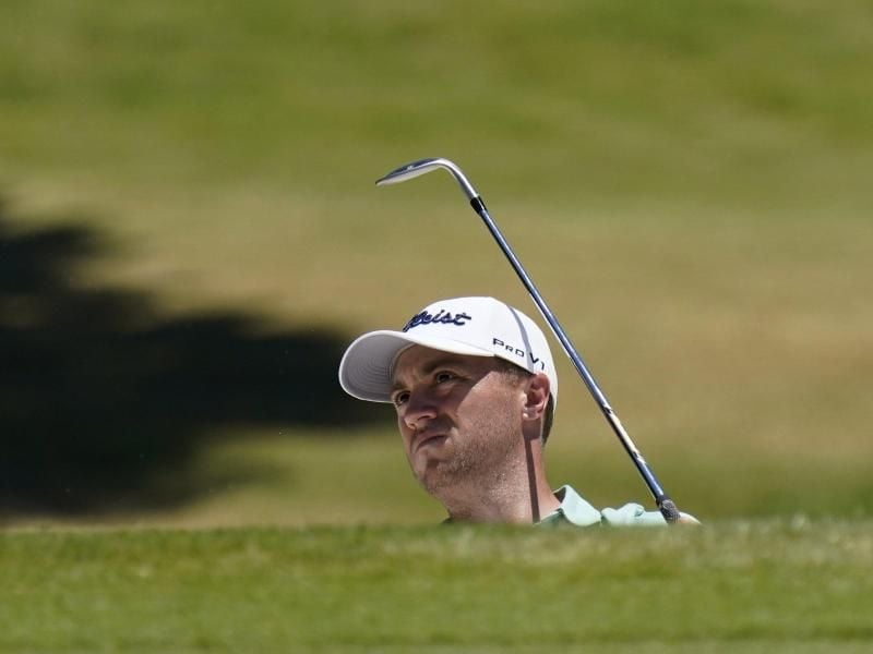 Der Weltranglisten-Zweite Justin Thomas führt die FedExCup-Wertung an. Foto: David J. Phillip/AP/dpa