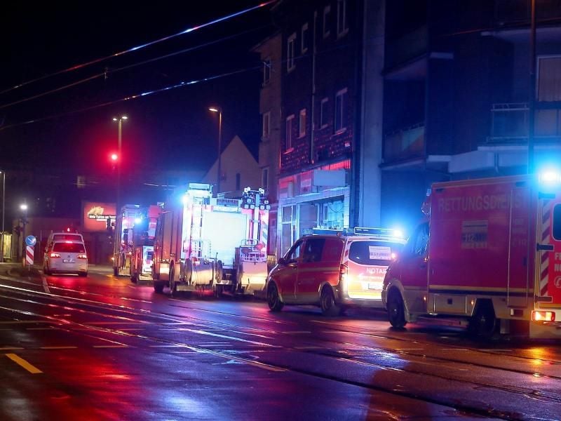 Die Stadt rief alle Bewohner innerhalb des Gefahrenbereichs im Stadtteil Rath auf, ihre Häuser zu verlassen. Foto: David Young