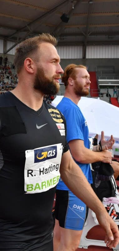 Robert Harting (l.) und sein Bruder Christoph in Erfurt