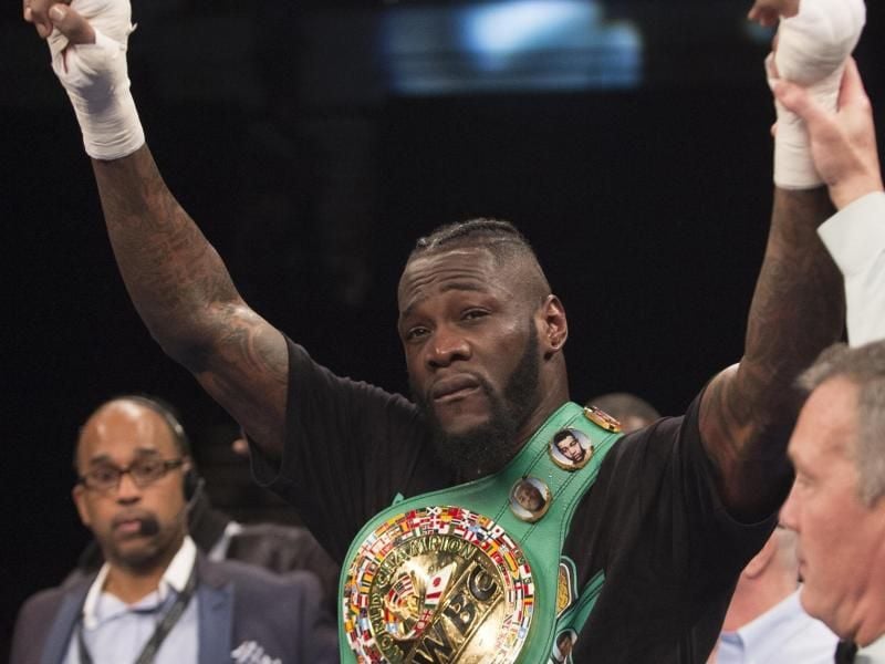 Schwergewichtsboxer Deontay Wilder (M) ist mit einem Kampf gegen Dreifach-Champion Anthony Joshua einverstanden. Foto: Albert Cesare/Th Montgomery Advertiser/AP