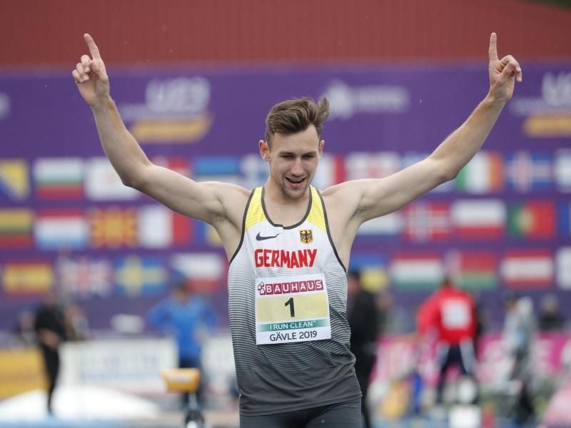 Hat bei der U23-EM mit überragenden 8572 Punkten die Olymia-Norm geschafft. Zehnkämpfer Niklas Kaul freut sich über seinen Sieg. Foto: Christine Olsson/TT News Agency