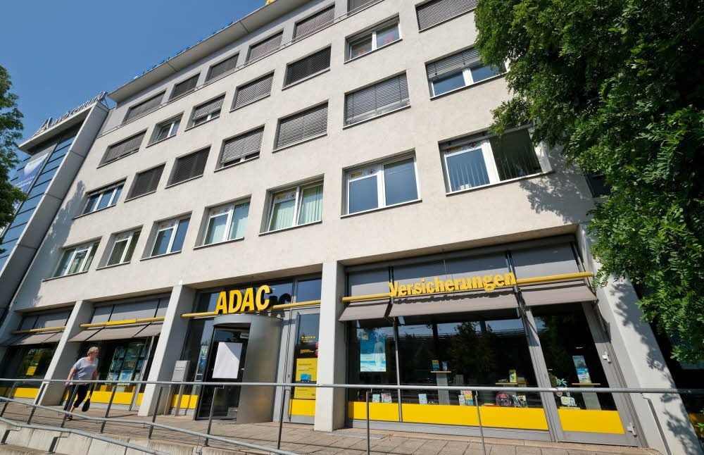 Die bisherige ADAC-Geschäftsstelle an der Spitze.